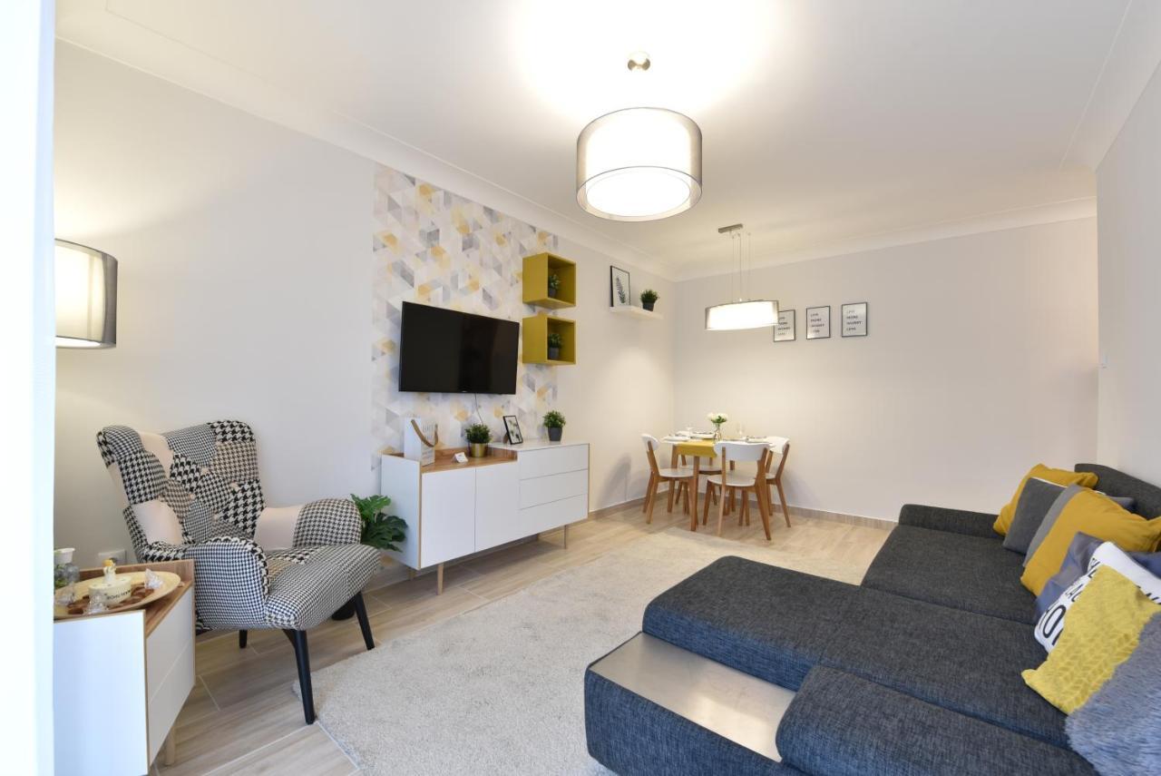 Kiralykut 2 Apartman - Ingyen Parkolas, Bicajok, Ac Székesfehérvár Exterior foto