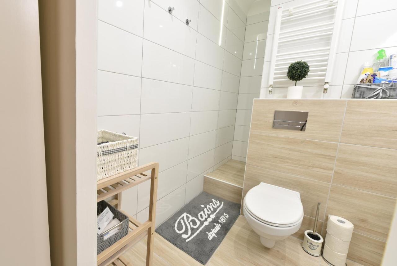 Kiralykut 2 Apartman - Ingyen Parkolas, Bicajok, Ac Székesfehérvár Exterior foto